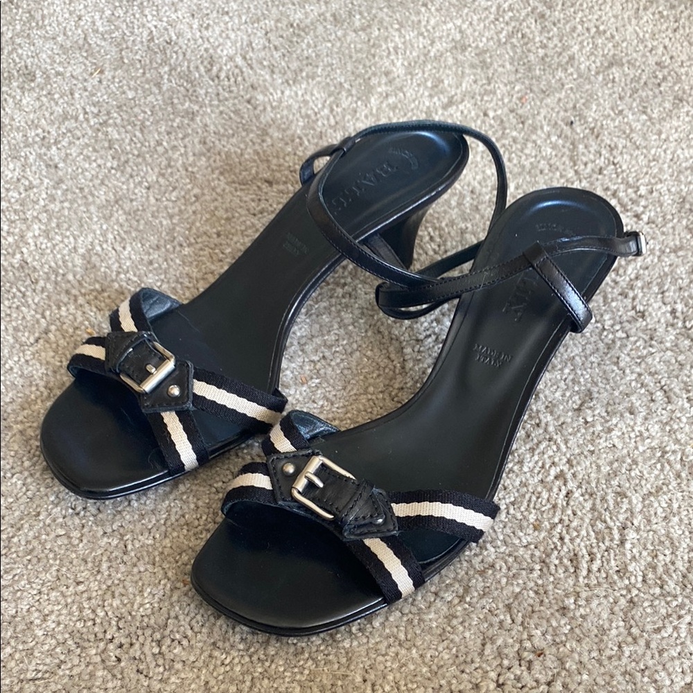 Ballys Italian Chic Black Sandals with Striped Detail